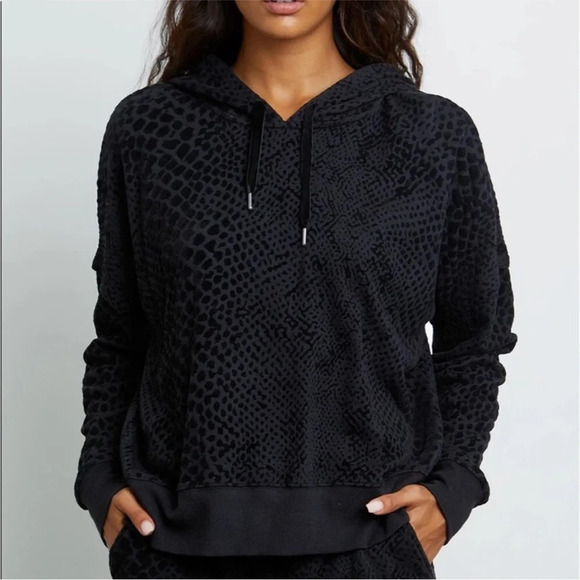 Rails Nico Black Flocked Cobra Hoodie Size Large - Picture 1 of 13
